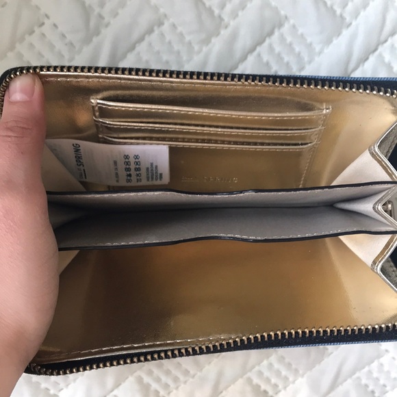 Call it Spring Wallet - Picture 3 of 3